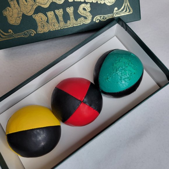 Boxed Set of 3 Juggling Balls - Picture 7 of 7